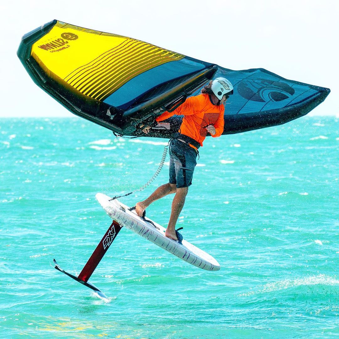 AXIS Foils Long Sleeve Rashguard - Image 8